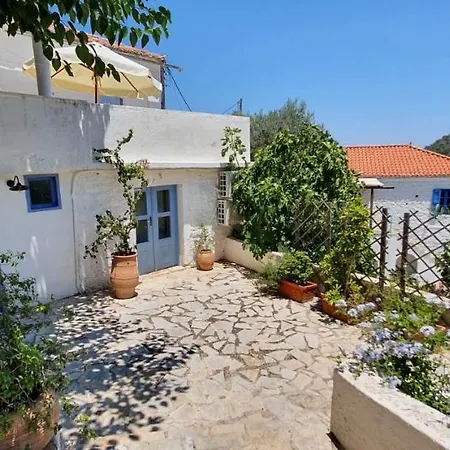 Сasa de vacaciones Maison Charme Avec Piscine Privee, Pres De La A Sappounakeika, Tyros Sapounakeika
