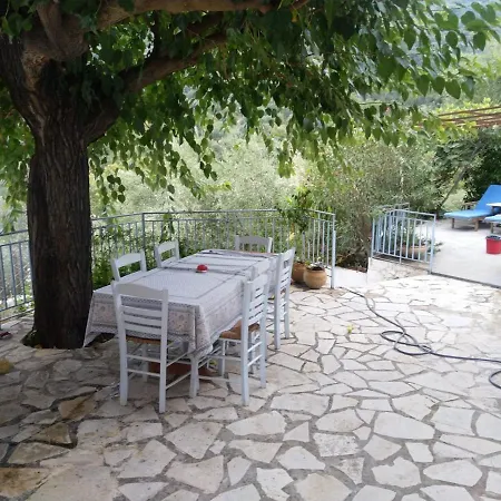 Maison Charme Avec Piscine Privee, Pres De La A Sappounakeika, Tyros Сasa de vacaciones Sapounakeika