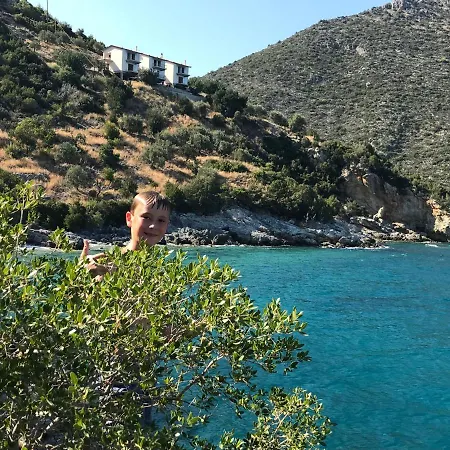Maison Charme Avec Piscine Privee, Pres De La A Sappounakeika, Tyros Сasa de vacaciones