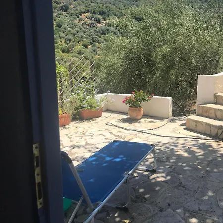 Сasa de vacaciones Maison Charme Avec Piscine Privee, Pres De La A Sappounakeika, Tyros